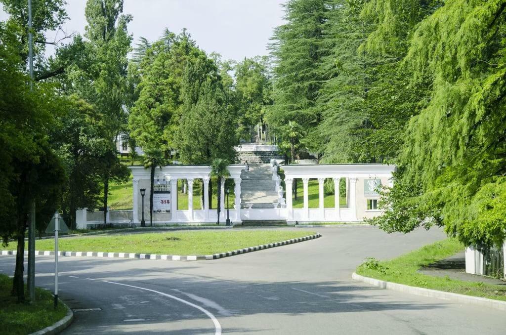 Сибиряк Tskaltubo Buitenkant foto